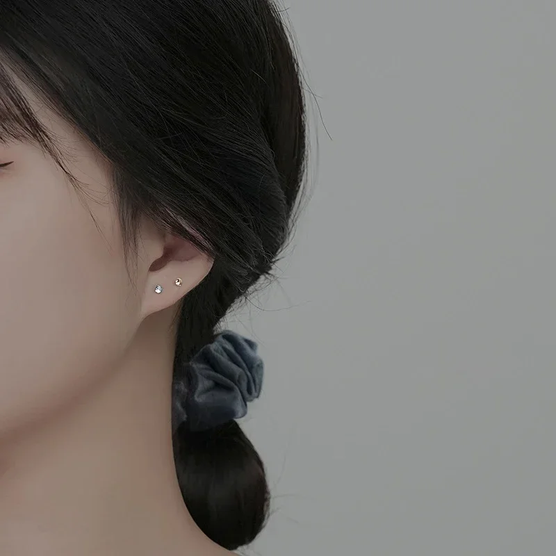 Рисунок 4 - Женские серьги-гвоздики из серебра 925 пробы