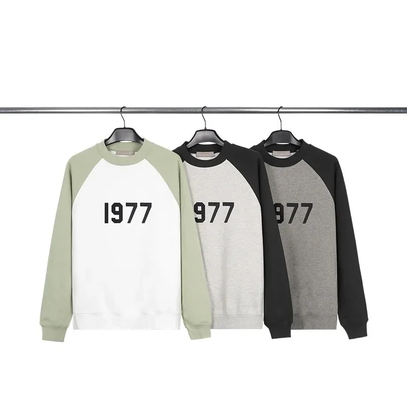 

ESSENTIALSNew Double Line Number 1977 Spliced Color Round Neck Sweater High Street Plush Loose Pullover Sweater Couple Sweater