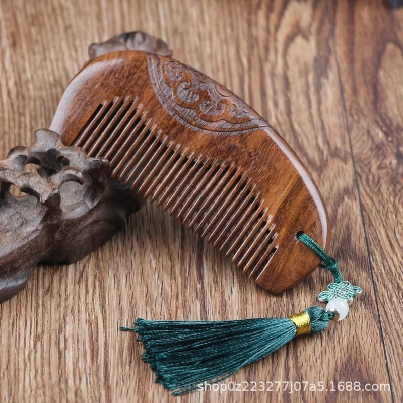 

Factory Wholesale Pocket Comb Sandalwood Green Natural Super Narrow Dent Wood Combs Static Lice Beard Comb 12cm Massage Comb