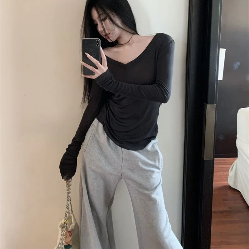 

Women's Slim Fit V-Neck Shoulder T-Shirt, Underlay Thin Outer Wear, Long Sleeve, Sunscreen, Black Perspective Top, Autumn