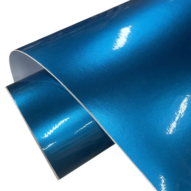 Фото Премиальная глянцевая виниловая пленка Candy Metallic Blue для оклейки авто, самоклеящаяся, с функцией отвода воздуха №2