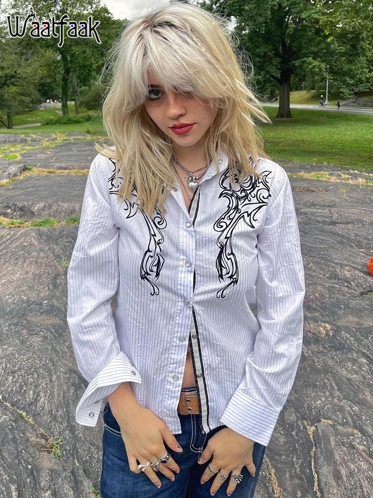 

Waatfaak Autumn 2022 Striped Printed Shirts Graphic Tee Women Streetwear Grunge Aesthetic White Tshirt Y2K Vintage Korean 2000S