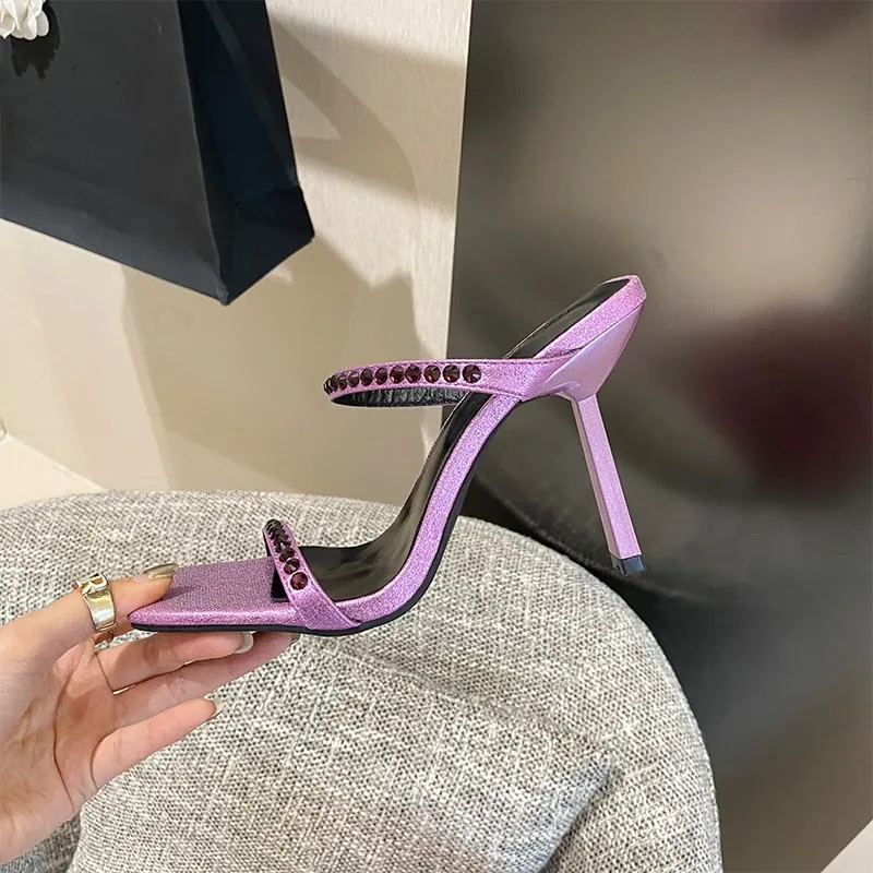 

Летняя новая модная верхняя одежда женские туфли на шпильке блестящие квадратные блестящие женские туфли со стразами на высоком каблуке 2022