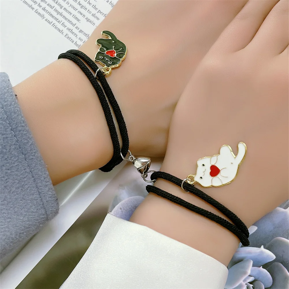 

Cartoon White Black Cat Heart Enamel Pendant Woven Bracelet For Women Man Couple Braid Fashion Cute Bracelet Wear Jewelry Gift