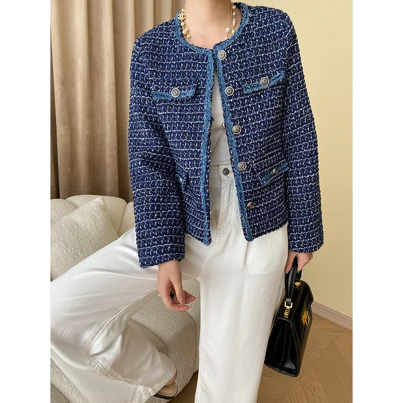 Рисунок 2 - Женская твидовая короткая куртка