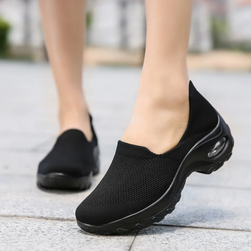 Fashion Women Shoes Knit Casual Slip On Vulcanized Shoes Female Mesh Soft Breathable Footwear For Ladies Sneaker size 35-42
