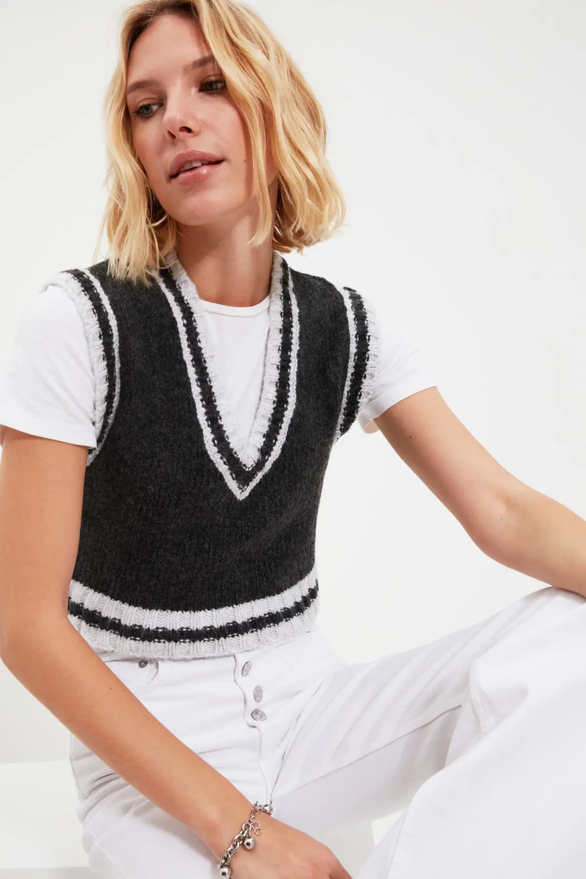 

Trendyol Crop Knitwear Jumper TWOAW22BZ0001