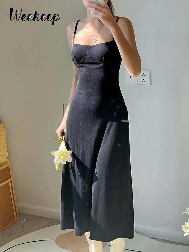 Женское длинное платье на бретельках Weekeep черное без рукавов сексуальное с