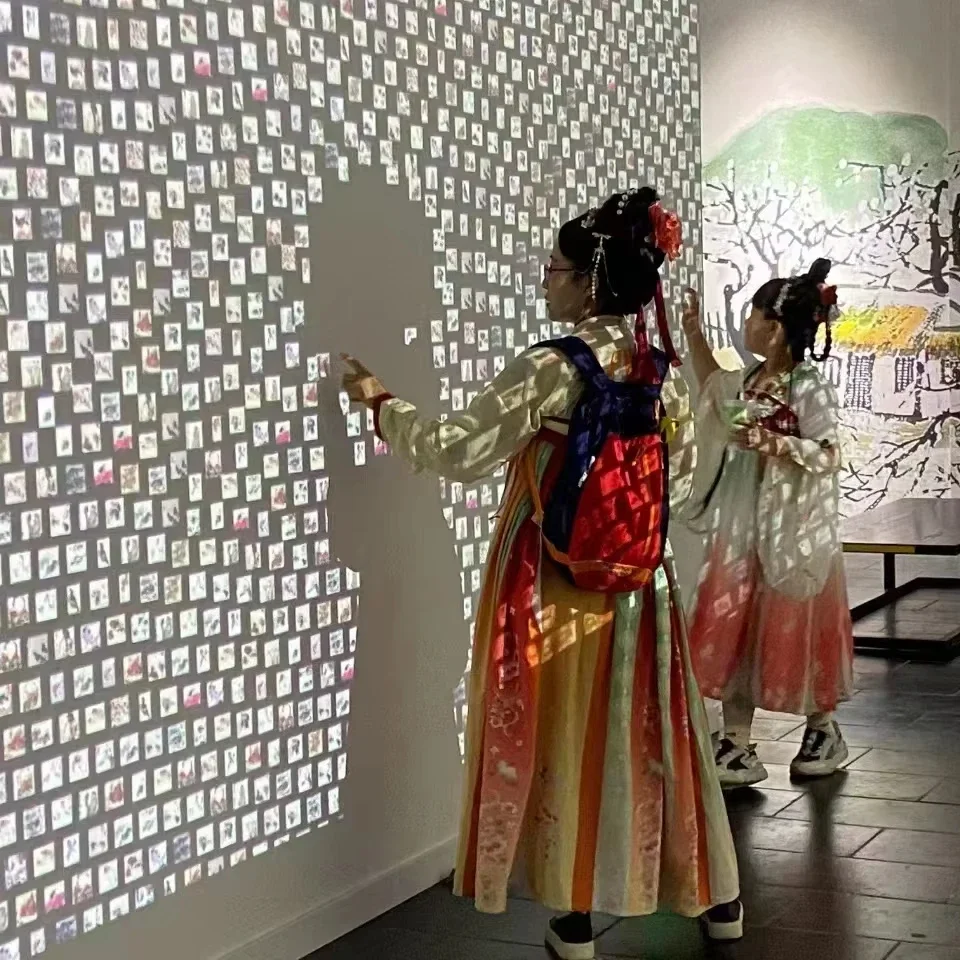 Лазерный сенсорный датчик быстрых респираторов Интерактивная сенсорная стена