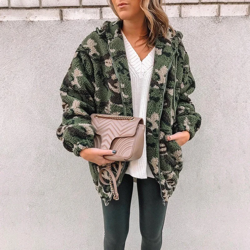 

2021 Autumn and Winter New Women's Casual Fashion Long Sleeve Camouflage Hooded Drawstring New Plush Sweater Zipper Jacket Women
