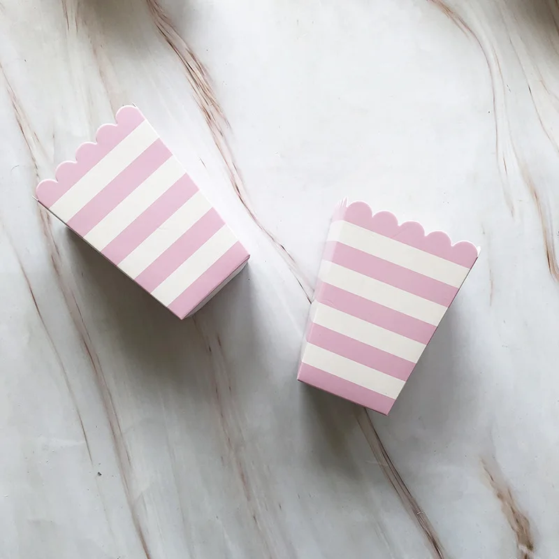 

Одноразовые коробки для попкорна золотые и серебряные