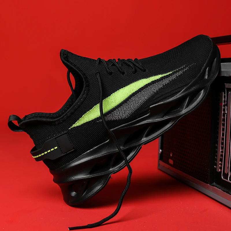 Women and Men Sneakers Breathable Running Shoes Mesh Casual Shoes Lac-up Mens Shoes Couple Gym Women Walking Shoes Zapatillas