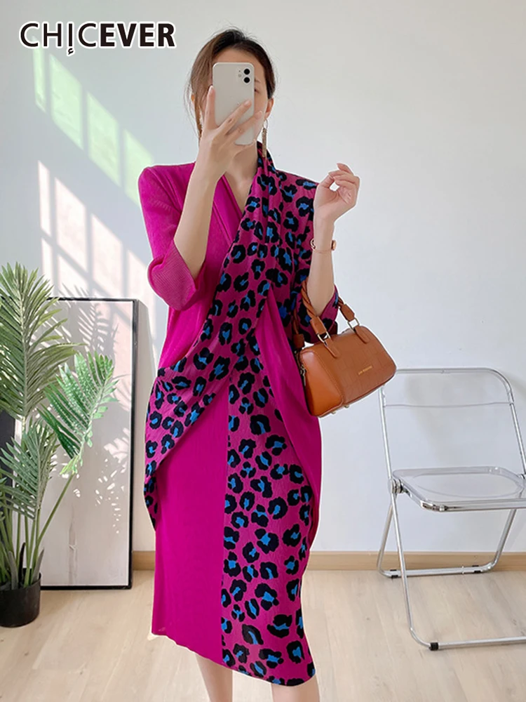 

CHICEVER Patchwork Leopard Dress For Women V Neck Three Quarter Sleeve Straight Loose Waist Dresses Female 2022 Summer Clothing