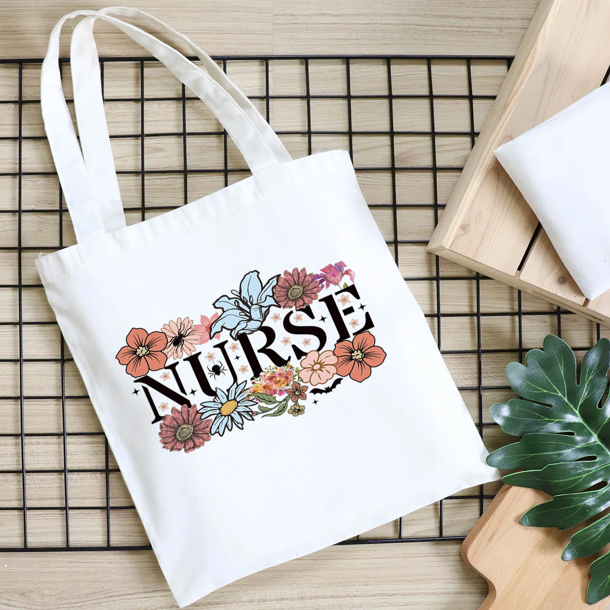 Наклейка для одежды с принтом глажки медсестер