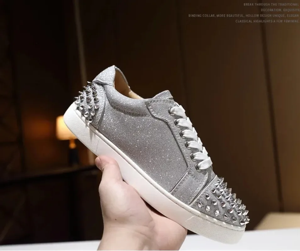 

Designer Luxury Men's and Women's Low-top Men's Shoes Red Bottom Flash Powder Silver Rivets Black Sequin Leather Large Size Coup