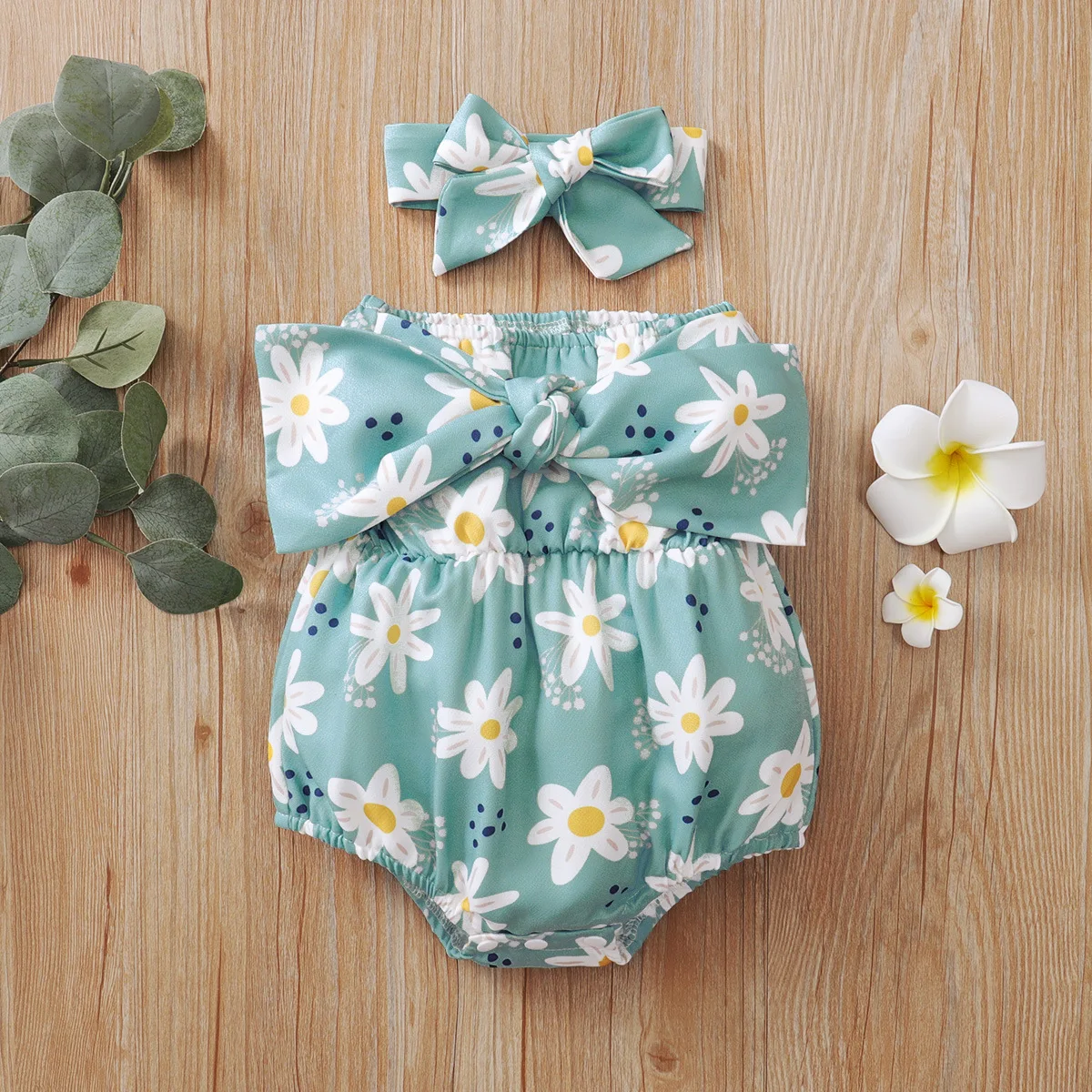 

Newborn Baby Girls Rompers Summer New Sleeveless Floral Print Jumpsuit Cute Bow Infant Fashion Triangle Romper