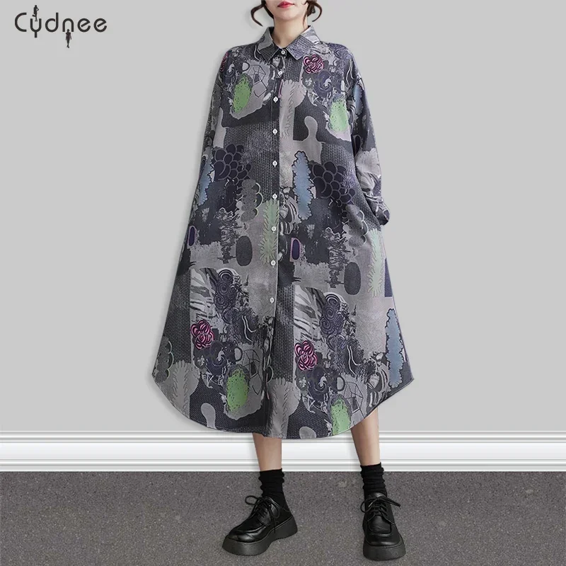 Воротник-поло с длинным рукавом и круглым вырезом длиной ниже колена