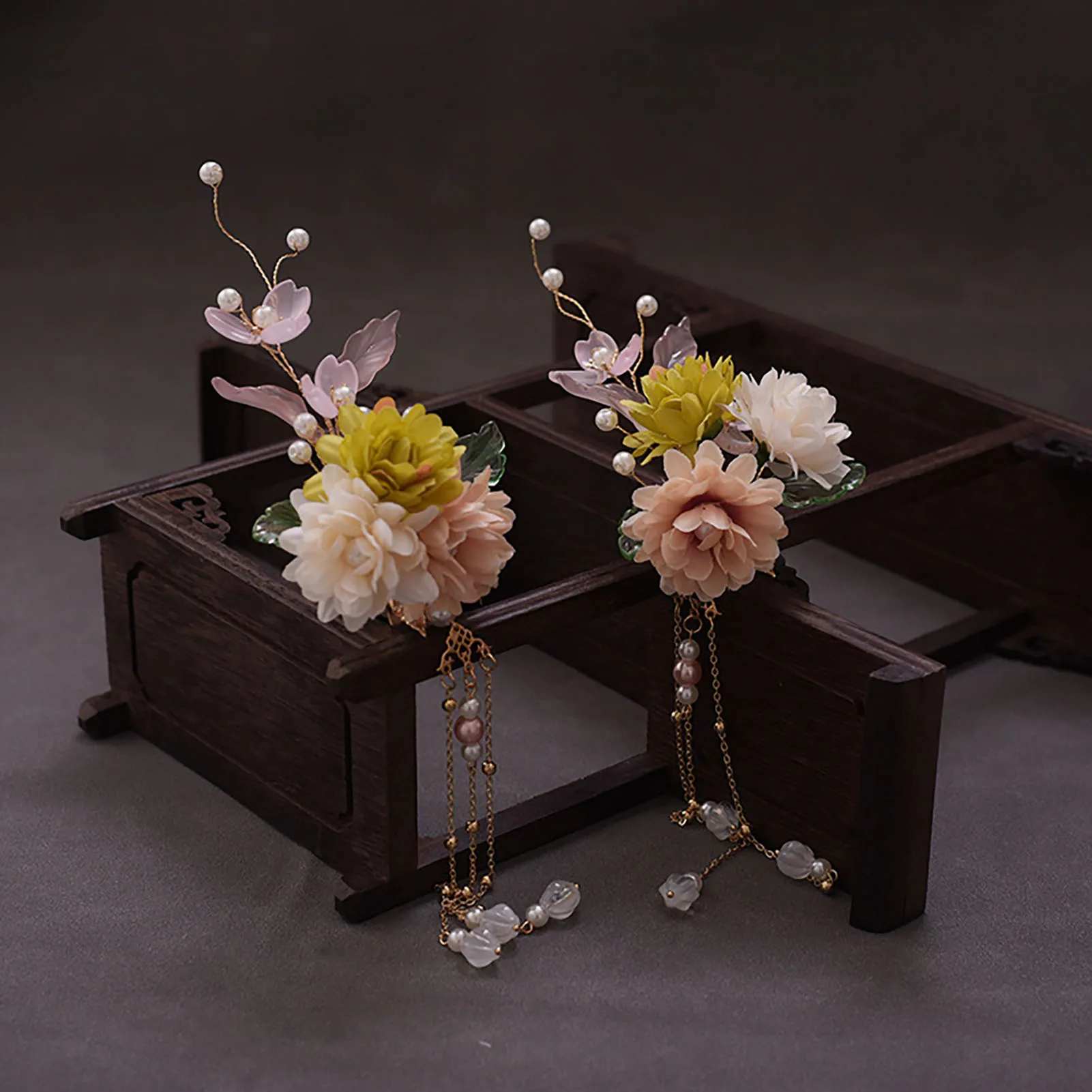 Парные Цветочные заколки для волос нежный цвет устойчивый захват цветок бахрома