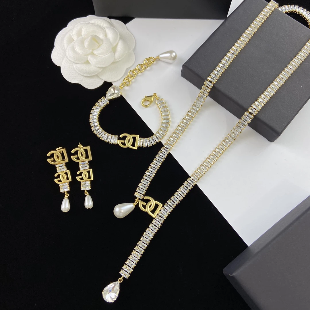 

Серебряные ювелирные изделия 925 DG ожерелье для женщин Роскошные цепочки ожерелья Модные ювелирные изделия для женщин Пляжная фотосессия подарок бесплатная доставка