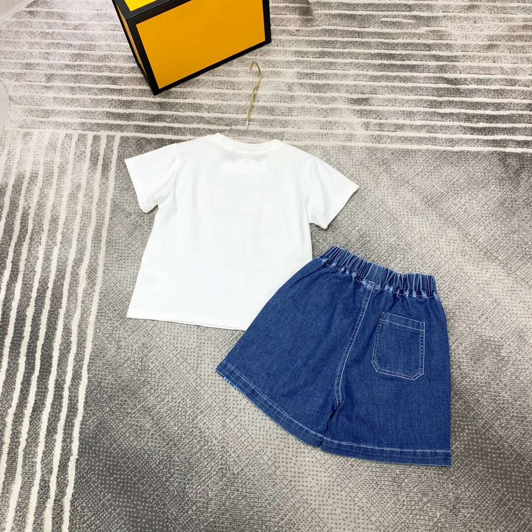 

2022 Summer high quality fashion brand classic pure cotton T-shirt + splicing denim shorts two-piece set for boys and girls