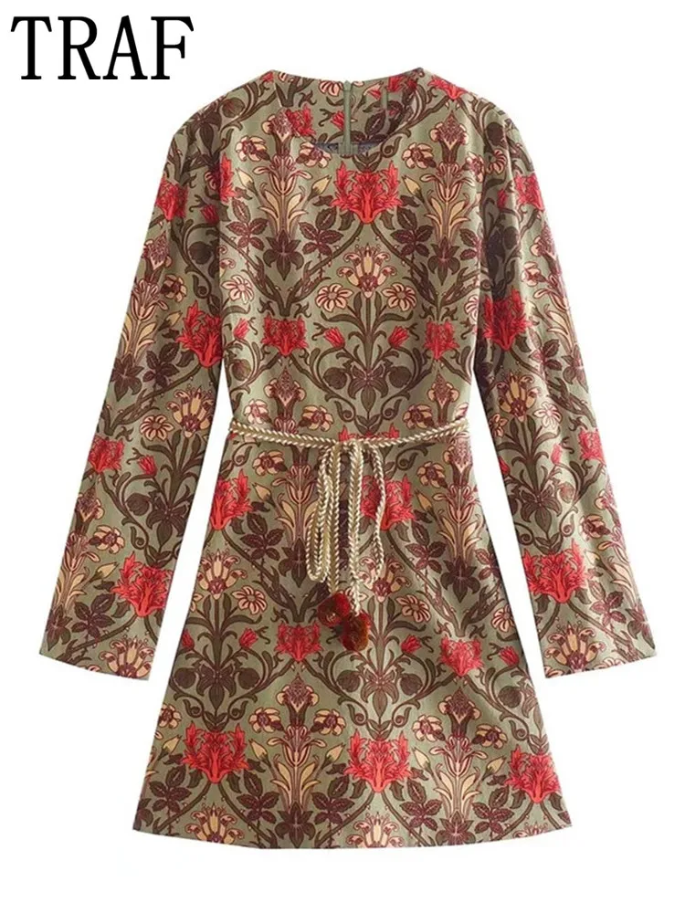 

Платье-мини женское короткое с поясом и длинным рукавом