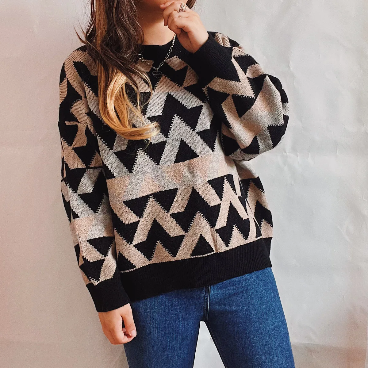 

2023 Women's Autumn Winter New European Style Long Sleeve Knitted Pullover Geometry Print Sweaters Vintage Loose Knitwear