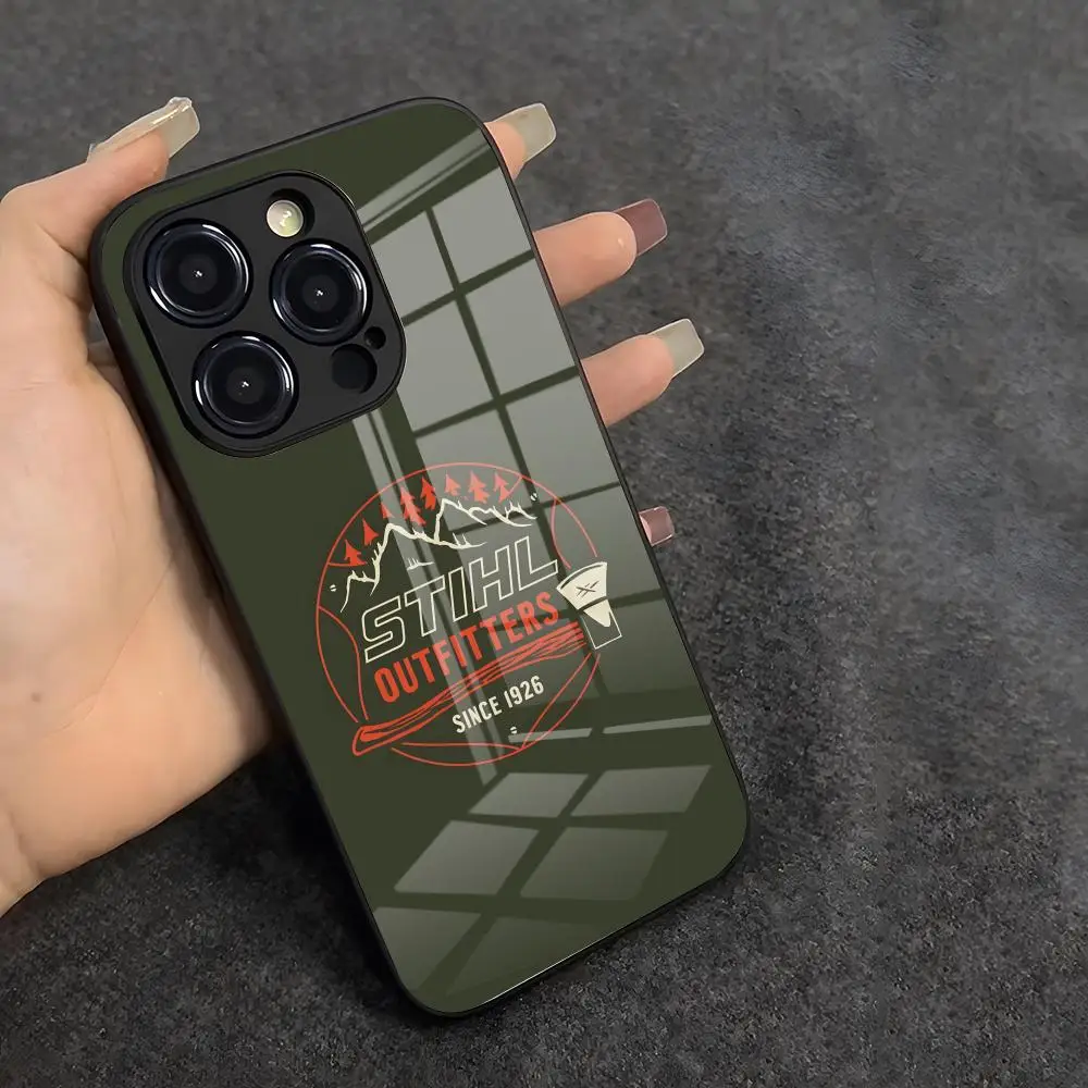 Фото Чехол для телефона S-StihlS Timbersports Series для iPhone 17 Air 16 E Pro Max 15 14 13 Mini 12 Pro 11 Max Plus, черный, стеклянный №5