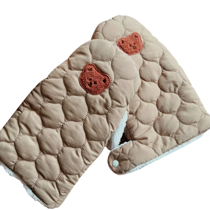 Изолированные перчатки с медведем милые и практичные грелки для рук комфорта