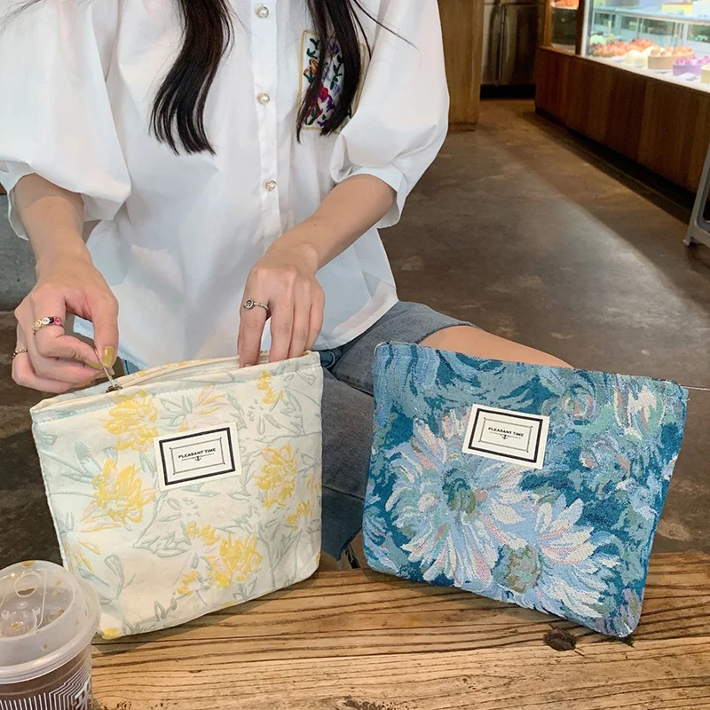 

Вместительная Цветочная женская косметичка, дорожный органайзер, клатч, сумка для хранения в ванной, Женская Цветочная косметичка для красоты