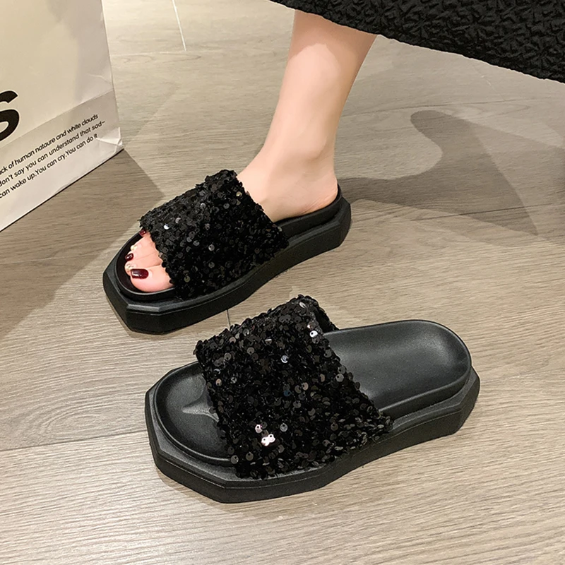 

Шлепанцы женские на платформе, повседневные сандалии на толстой подошве, с ремешком на пятке, летние тапочки, 2023