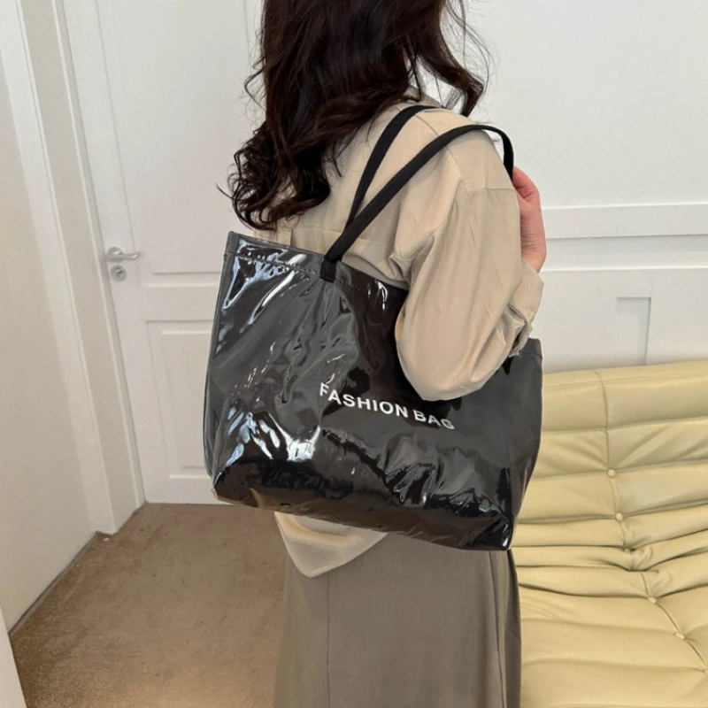 

New Fashion Style Jelly Handbag for Women Eco Friendly Letter Tote Shopping Bag Reusable Waterproof PVC Shoulder Shopper Bag