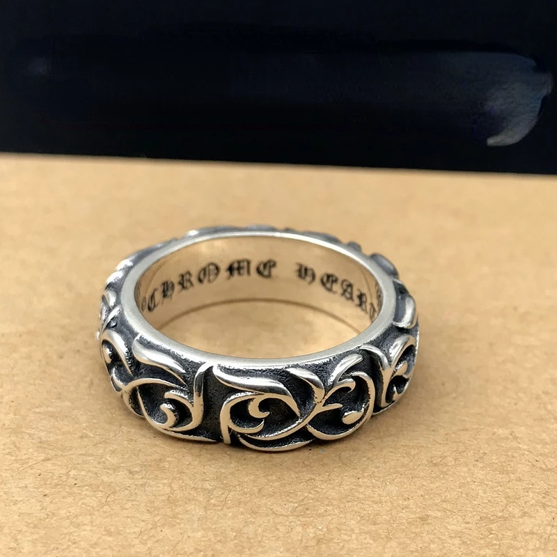 

Occluse Heart Personality Cross Ring Men and Women Luxury Bohemian Jewelry Couples Fashion Retro Vine Silver Ring Men's