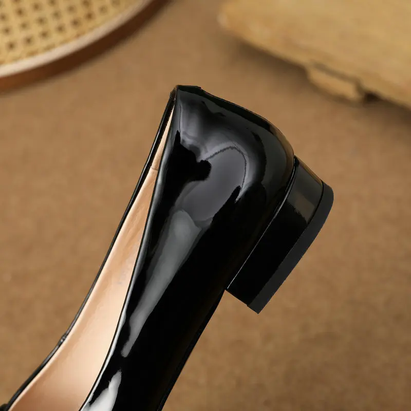 Women Flats Pointed Toe Dress Shoes for Work 3D Floral Slip on Genuine Leather 2.3cm Heeled Comfort Shoes