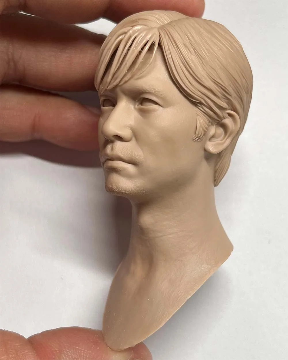 

Head Carving Long Neck SInger Tony Leung Chiu Wai 1/6 UnPainted Male ASia Actor Model 1/6 Scale Action Figure Model Toys