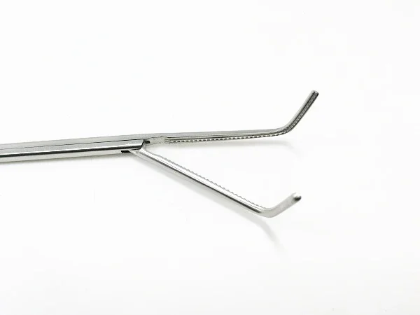 Многоразовые хирургические щипцы для рассечения торакоскопии нового типа