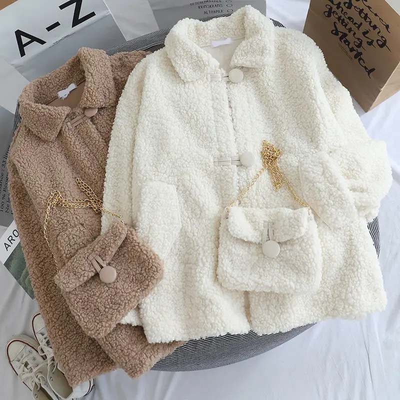 Faux Fur Thicken Coat with Bag for Women Warm Soft Loose Lamb Fur Jacket Female 2023 Winter Kawaii Overcoat Cute Button Plush