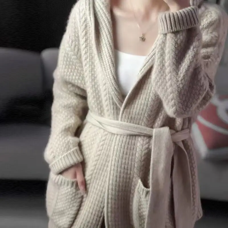 Heavy thick cashmere cardigan women's coat design sense loose wool knit hooded lazy wind outside sweater