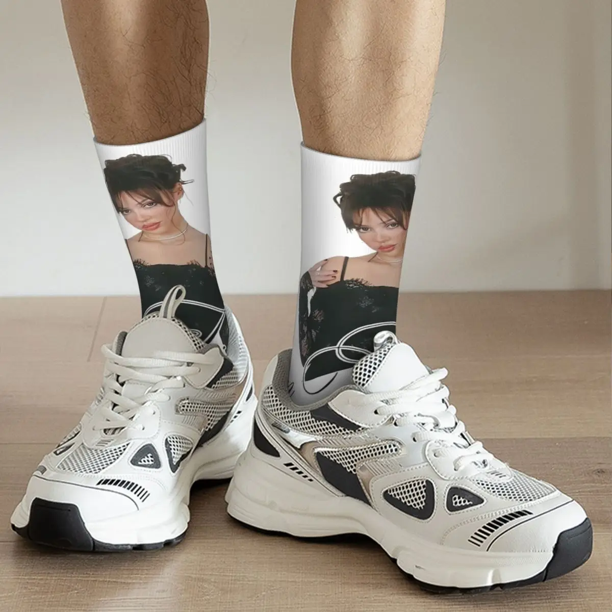 Спортивные носки унисекс в стиле ретро Ayliva Liebe Tour 2024 из полиэстера поглощающие