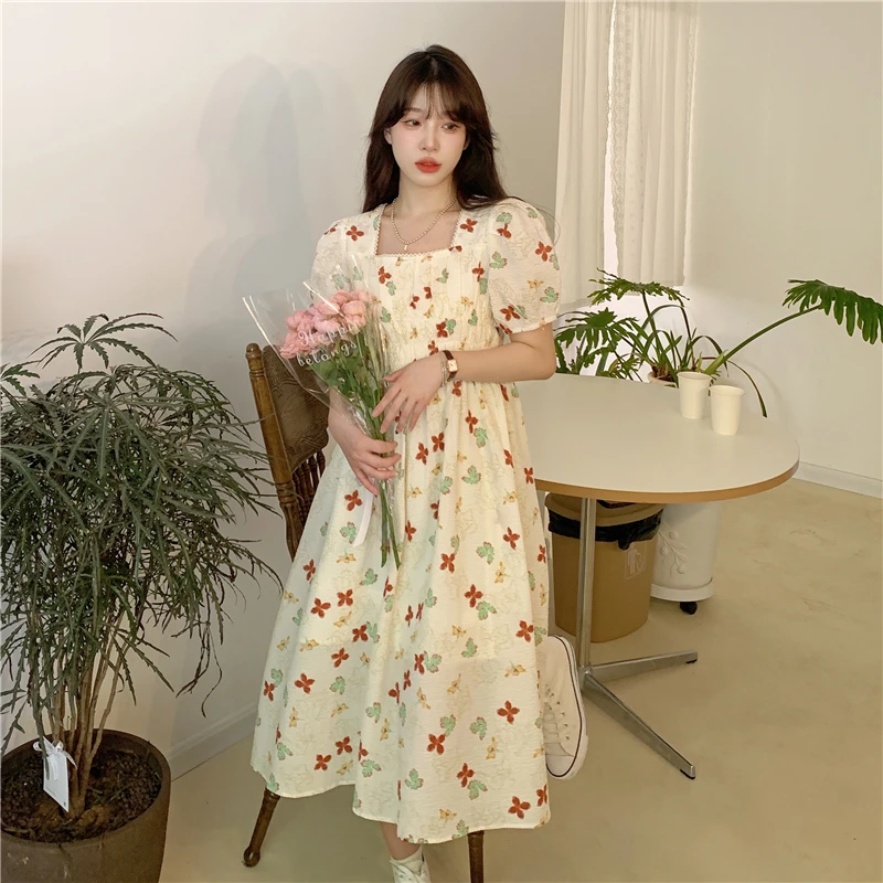 

2023 Spring Summer New Women's Dress French Fashion Versatile Premium Embroidered Bubble Sleeve Square Neck Loose Free Shipping