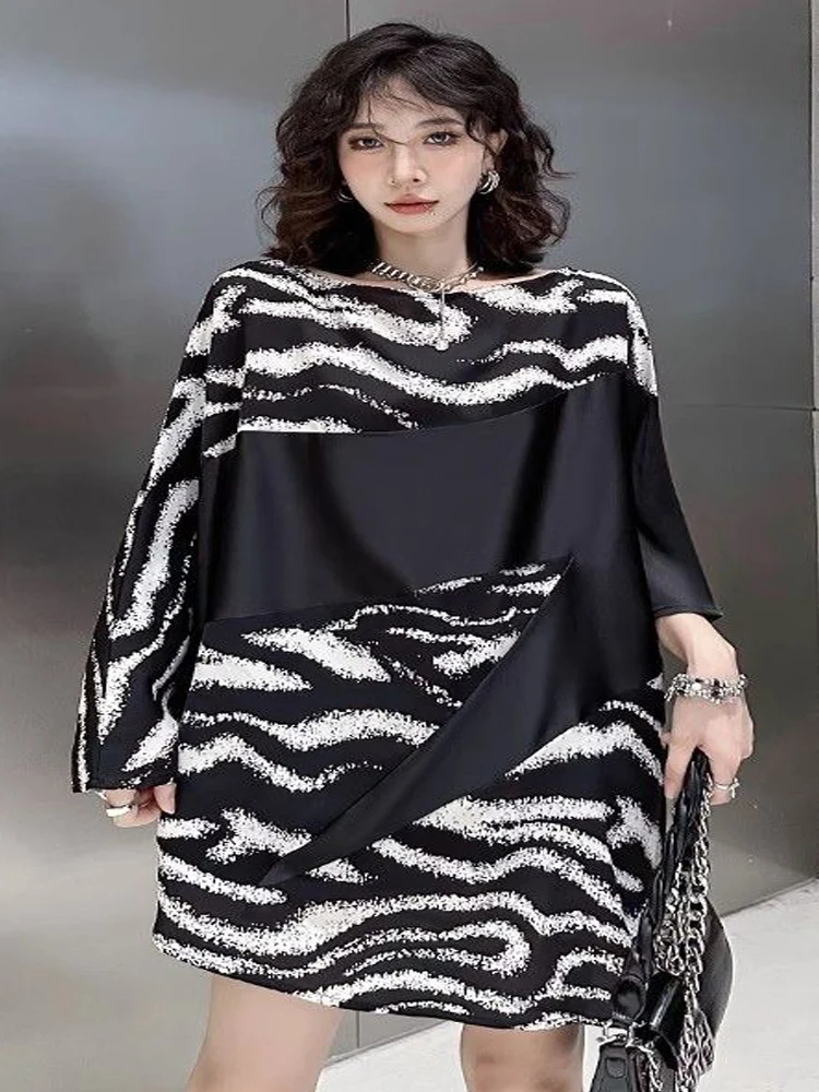

New Woman Vintage Black And White Patchwork Zebra Pattern Fashion Loose Versatile Long Sleeved Pullover Knee-length O-neck Dress