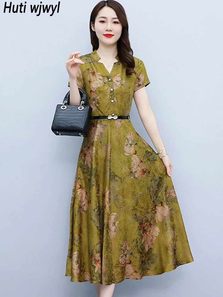 

Женское шелковое платье-макси с коротким рукавом и V-образным вырезом