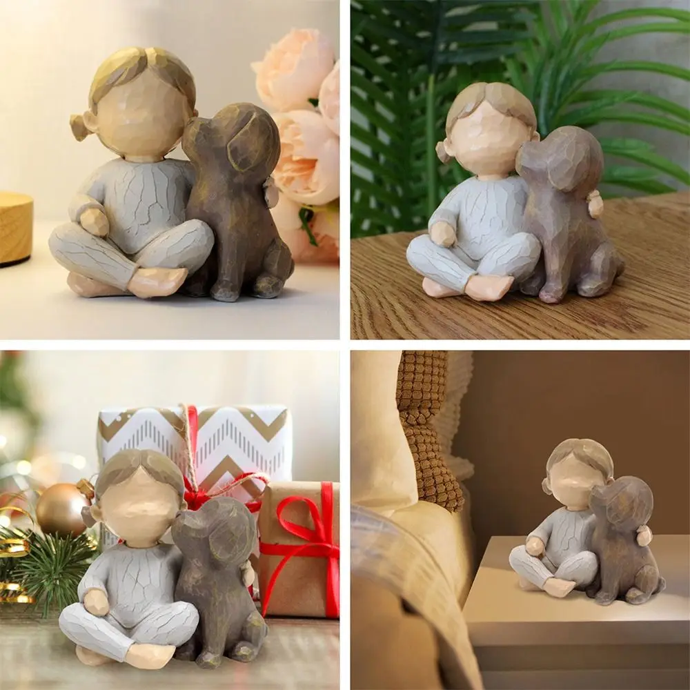 Маленькая фигурка статуя девушки и собаки уличный сад газон художественное