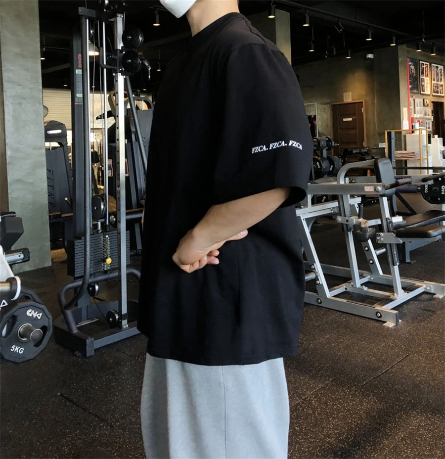 

2022 new Gym t shirt Men Fitness Sport Cotton Male Bodybuilding Workout Skinny Tee shirt Summer Casual Solid Tops Clothing