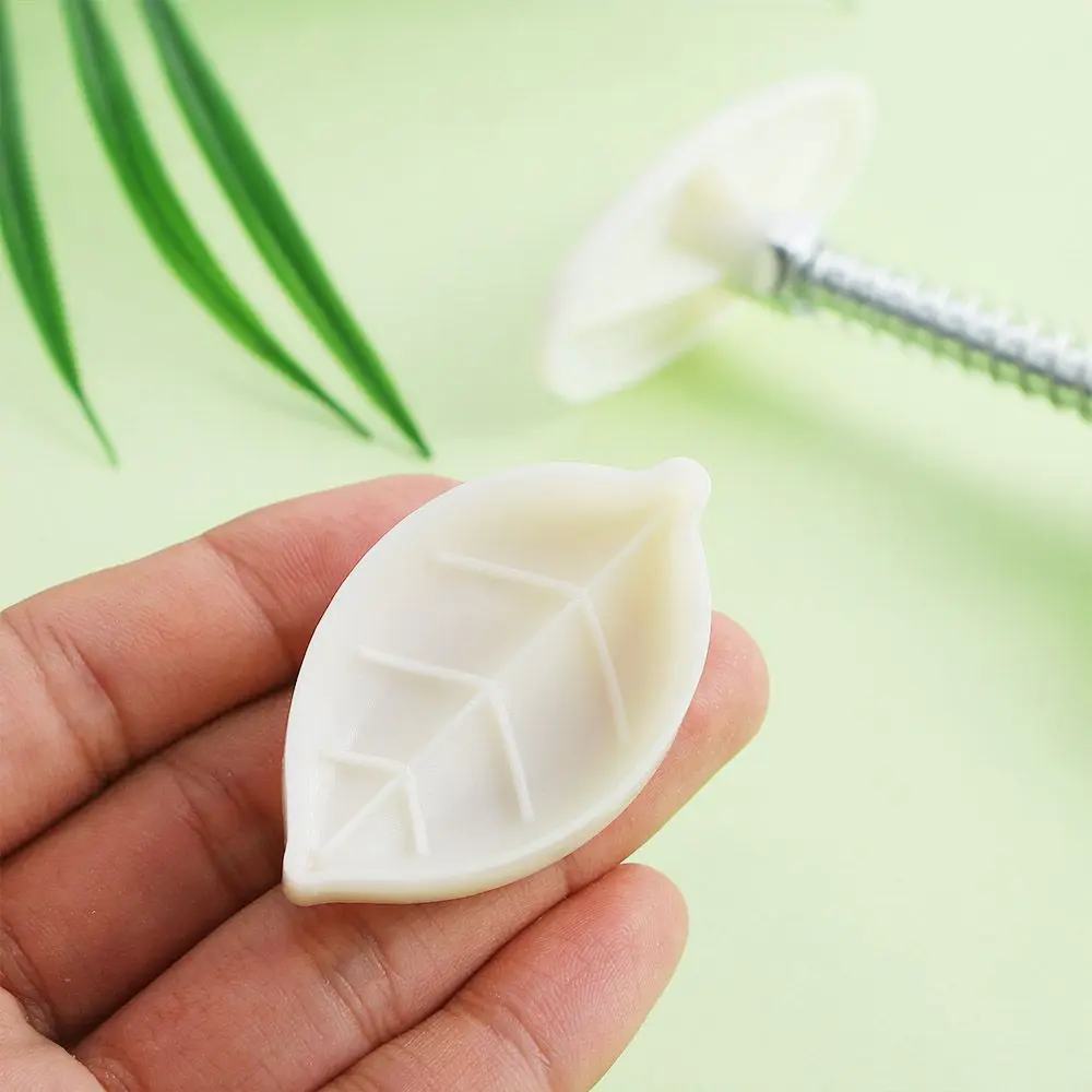 

Pastry 30g 3D Leaf Shaped Green Bean Cake Hand Press Ma'amoul Form Moon Cake Mould Mooncake Mold Cookie Stamp Cutter