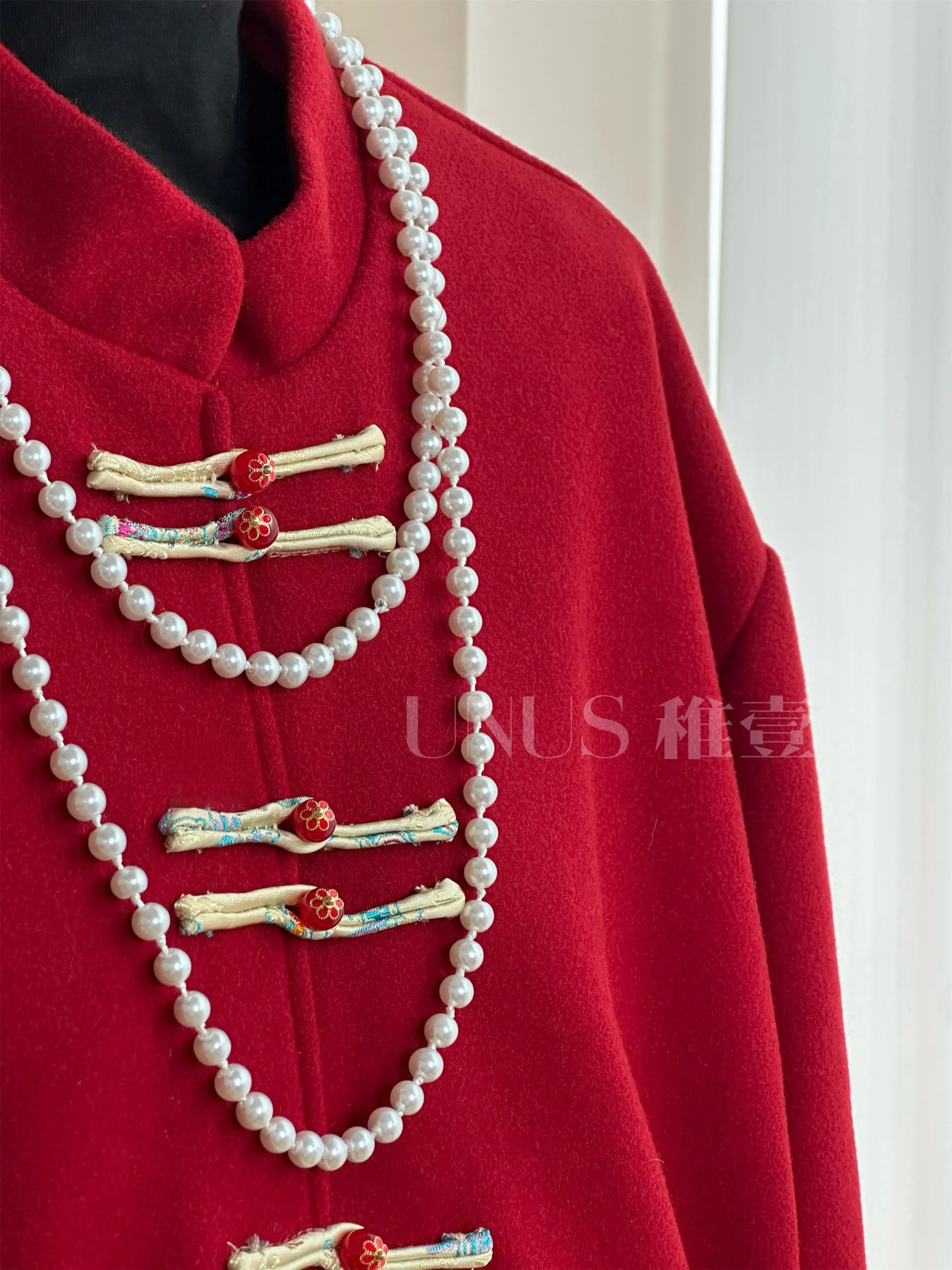 Unus Zhi Wool Woolen Thick Coat New Chinese Sle Red Embroidered Jacquard Patchwork Year Buckle High end