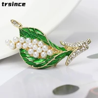 green enamel brooches fashion new sweet simulated pearl brooch fresh and lovely brooch romantic women jewelry gifts