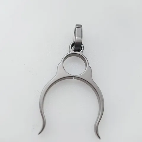 Титановый держатель для бутылки