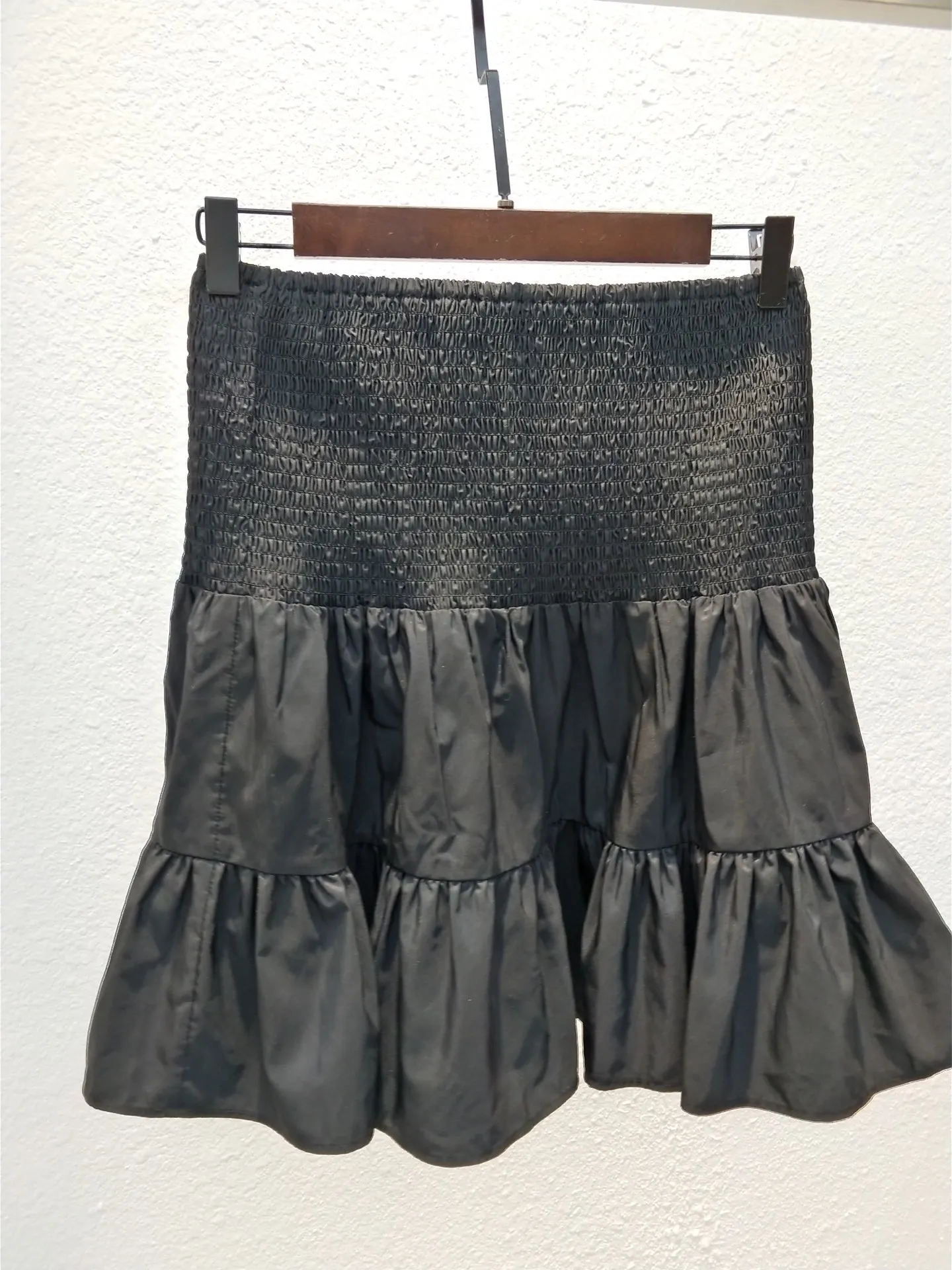 

Sweet Solid 2023 High Quality Summer Classic Casual Black Folds A-line Woman Mini Skirt