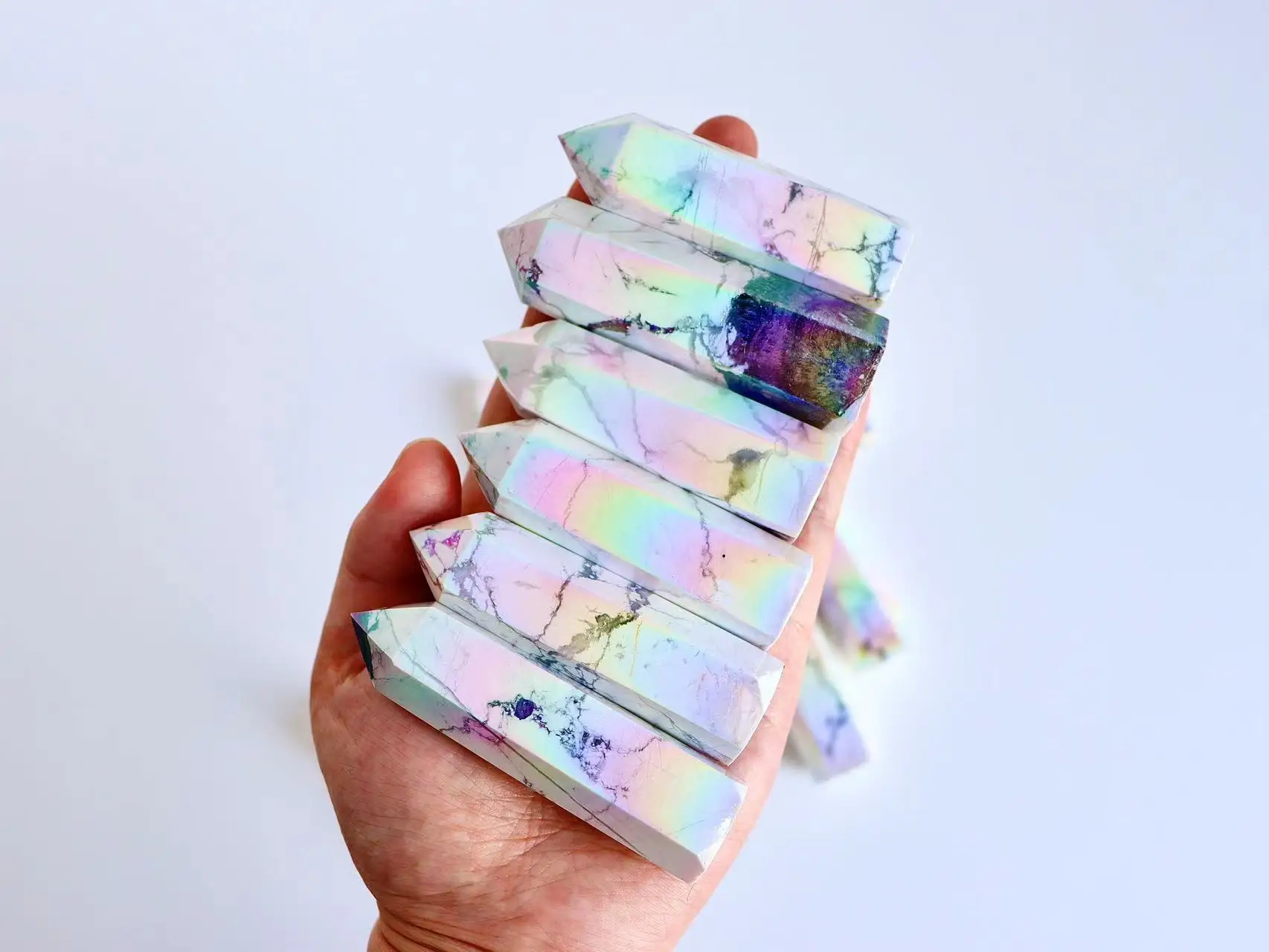 

2PC/Set Natural Aura Howlite TowerH ealing Crystal Tower Energy Point Meditation Energy,Healing Crystal Home Decor,Gift