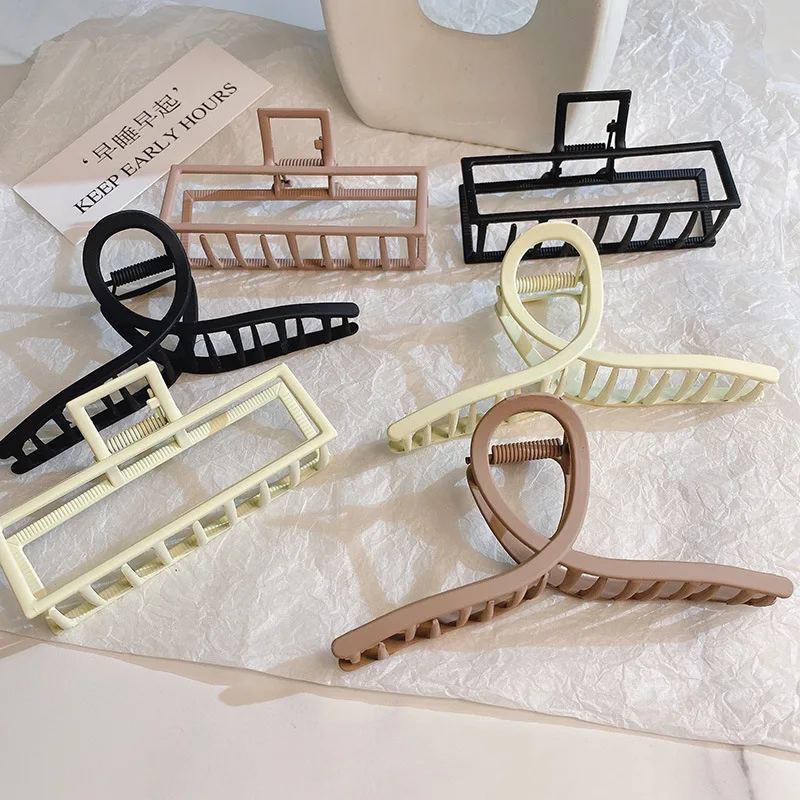 

Back of Head Hair Clips for Girls Simple Metal Spray Paint Frosted Accessories Clip Bands Women New Headwear Apparel
